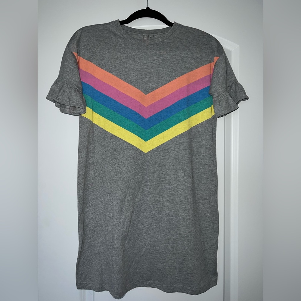 ASOS Rainbow T-Shirt Dress Tunic Ruffle Short Sleeve Grey Casual Dress
